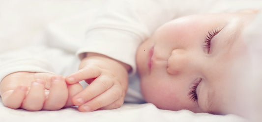 Helping Your New Born Slip Into A Sleeping Schedule