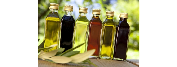 7 Amazing Wonders of Carrier Oils, Which Will Make You Buy One, Now!