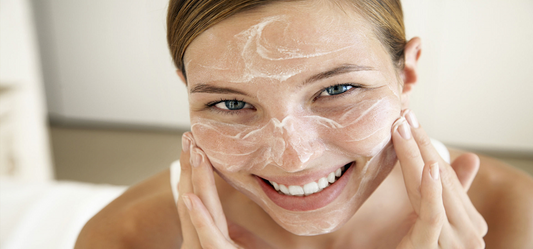 Why A Face Wash Should Be A Part Of Your Regular Face Care Kit