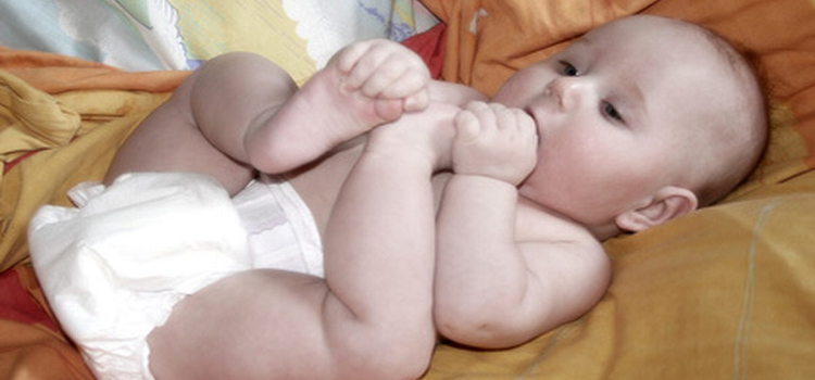 How to save baby from diaper rashes?
