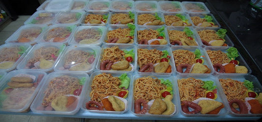 Does the packed food serve hygiene and flavour?