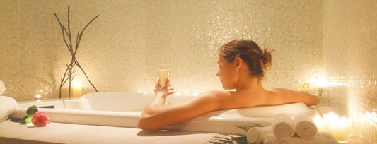 Bathing oils for soft and glowing skin this winter