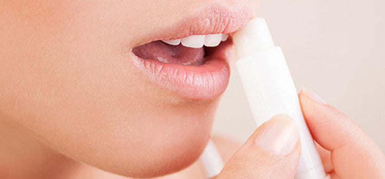 Why Organic Lip Balms are Better Option for Chapped Lips