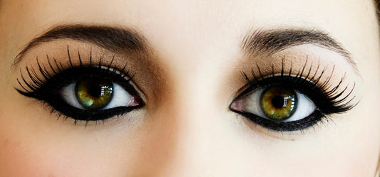How Organic Eye Makeup Helps Maintain Healthy Eyes?