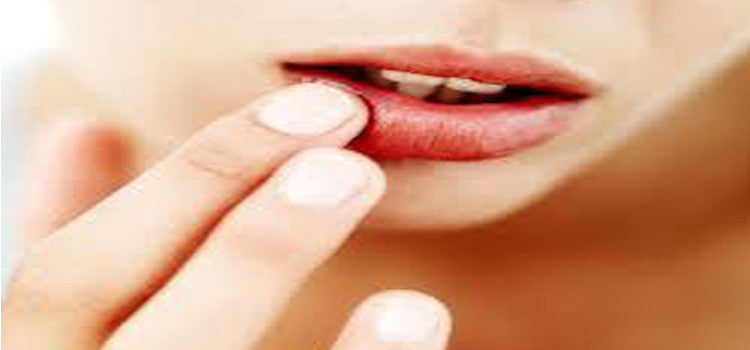 Quick Tips To Lighten Dark Lips