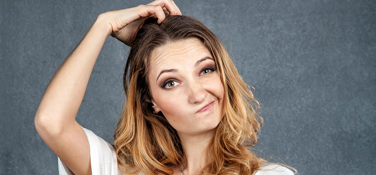 Dandruff ruining your confidence? – Get rid of it in the natural way