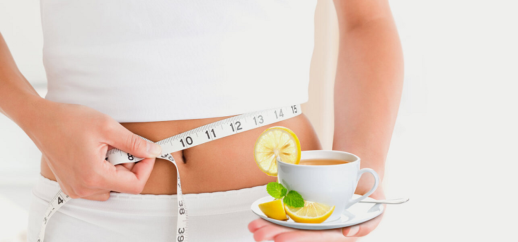 How lemon tea helps in reducing weight
