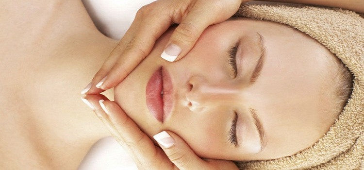 Organic Facial Massage: Anti Aging & Relaxation Skin Care Treatment