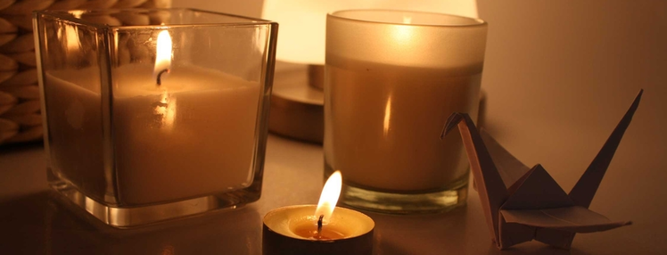 Lighten up your life with assortments of candles for Aromatherapy